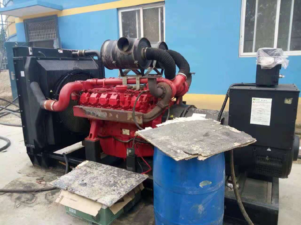 苍梧关于柴油发电机组水箱污垢的产生与清理