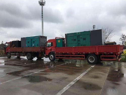 苍梧涂抹密封胶后，需要等待多长时间才能安装水冷式机油散热器密封件？